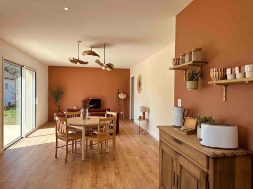 Kuchyň nebo kuchyňský kout v ubytování Maisonnette avec vue Montagne et jardin