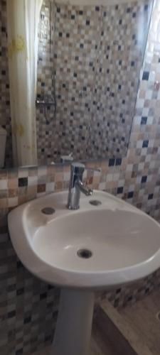 Bilik mandi di Alas del Mar
