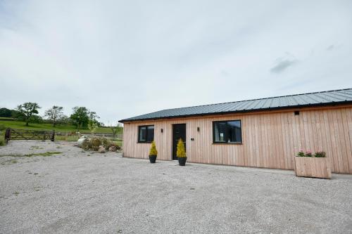 Whernside Lodge