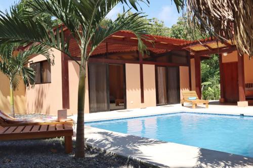 Cabuya Lodge