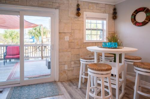 Billede fra billedgalleriet på Pet Friendly Private Home - Pirates Retreat i Carolina Beach