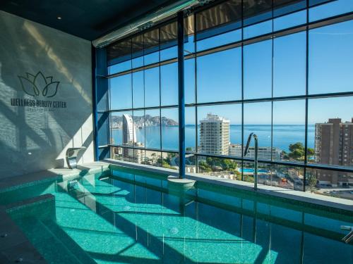 Bazén v ubytování Gran Hotel Bali & Spa nebo v jeho okolí