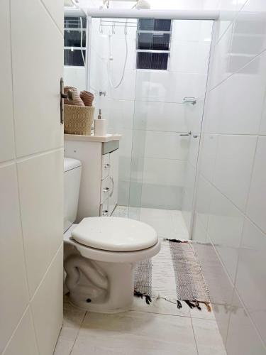 Un baño de Casa na Ilha Jardim pé na areia