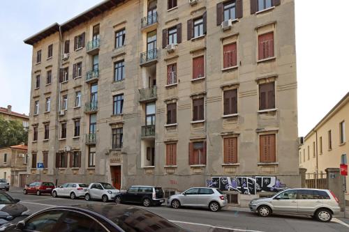 Apartments with WiFi Rijeka - 21879
