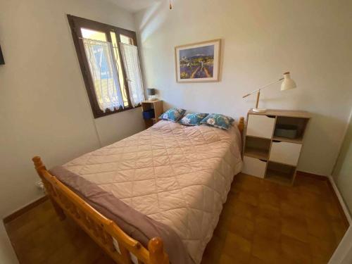 Photo de la galerie de l'établissement Appartement en RDC, accès direct plage, terrasse 30m², parking privé, équipements complets - FR-1-326-795, à Marseillan