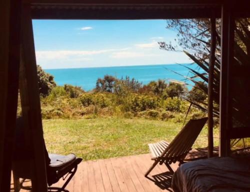 Imagen de la galería de Shambhala Cabins, en Onekaka