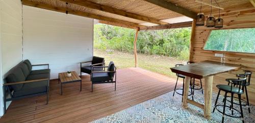 Patio o area all'aperto di Ô Naturel Lodge Lifou