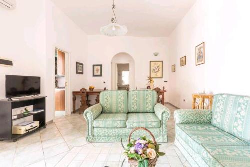 Sea view apartment – Photos 3