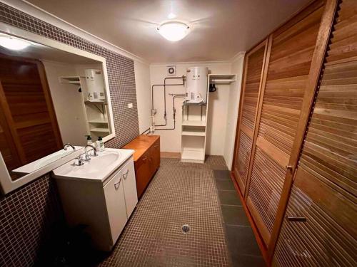 Ένα μπάνιο στο NY Special Granny Flat in Mosman