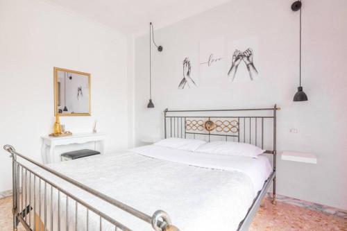 Ambra's bright apartment