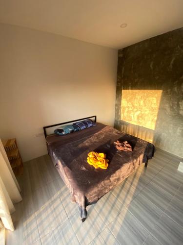 a bedroom with a large bed in a room at Phang Nga Viewpoint in Phangnga