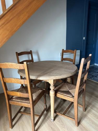 Photo de la galerie de l'établissement Cocon lumineux T3 proche de Lyon, facile d'accès, à Saint-Fons