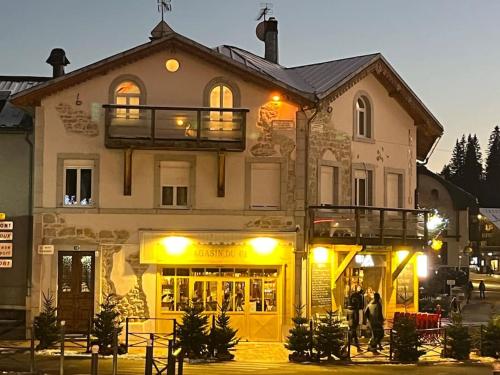 Très beau F2 au cœur du village