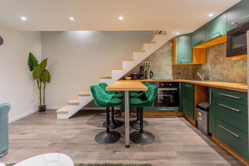 Full equipment designed apartment in the heart of Budapest for 4 people 1181 Budapest, Népszínház utca kép - 3