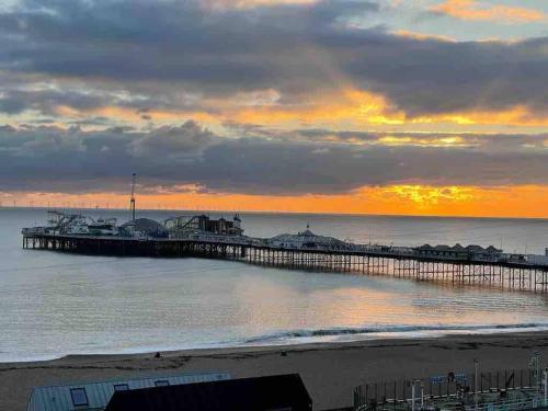 Seaview Regency Apartment With Private Parking photo 11