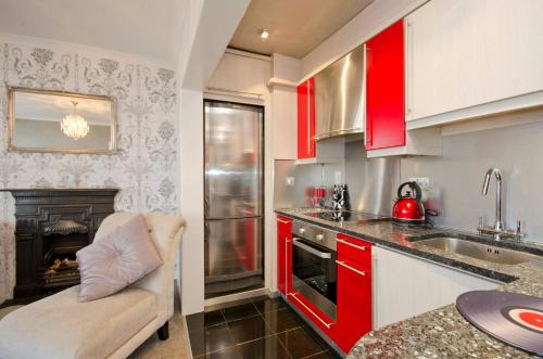 Seaview Regency Apartment With Private Parking photo 23