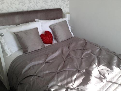 Seaview Regency Apartment With Private Parking photo 24