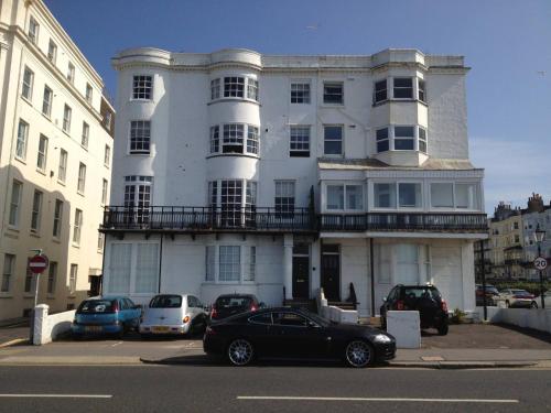Seaview Regency Apartment With Private Parking photo 7