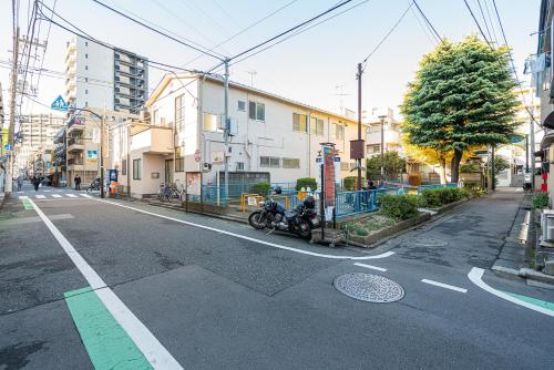 新小岩駅徒歩5分電車で東京駅13分新宿駅30分ディズニーまで30分成田エクスプレスで65分直通
