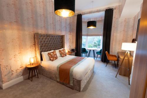 King Suite with Whirlpool