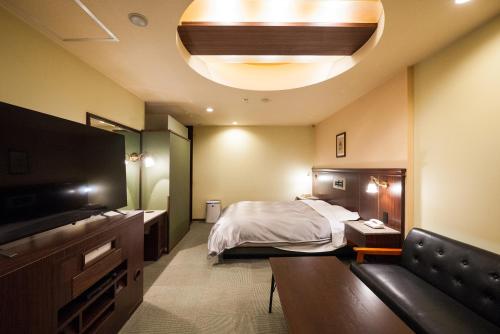 Фотография из галереи Hotel Torni ホテル トルニ в городе Тояма