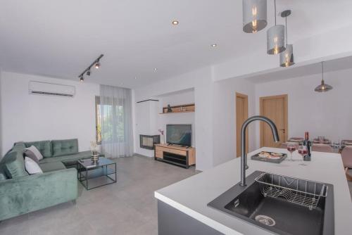 Anthemis modern & spacious