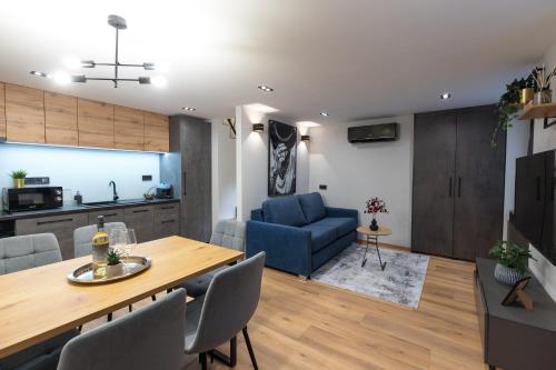 Central Luxe Residence