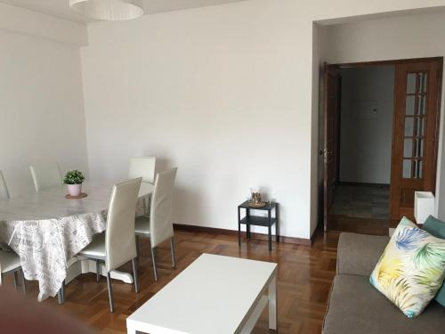 Χώρος καθιστικού στο Guest H4U POVOA PRACA JOAO 23
