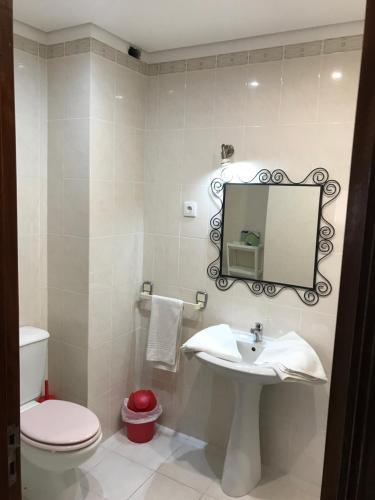 Ένα μπάνιο στο Guest H4U POVOA PRACA JOAO 23
