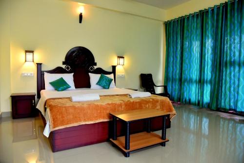 Gallery image of Jungle Palace Homestay in Thekkady