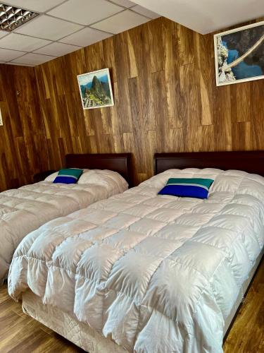 Postel nebo postele na pokoji v ubytování Magar Hostel Bar