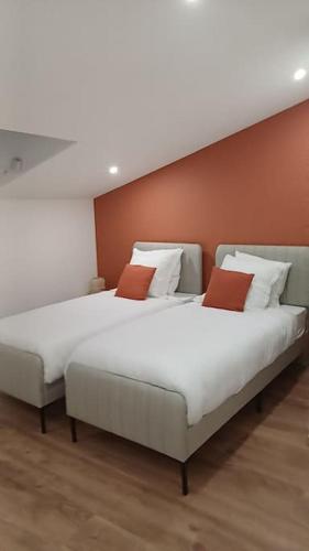 Voodi või voodid majutusasutuse Spa des ducs loft 2 toas