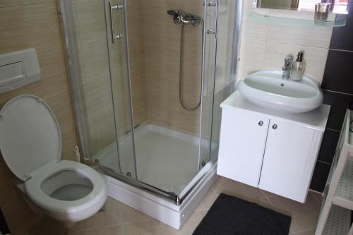 Koupelna v ubytování Apartman Božić