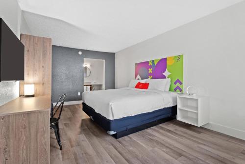 Developer Inn & Suites Airport JAX, a Baymont by Wyndham Image