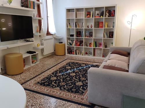 Fortuny Loft photo 27