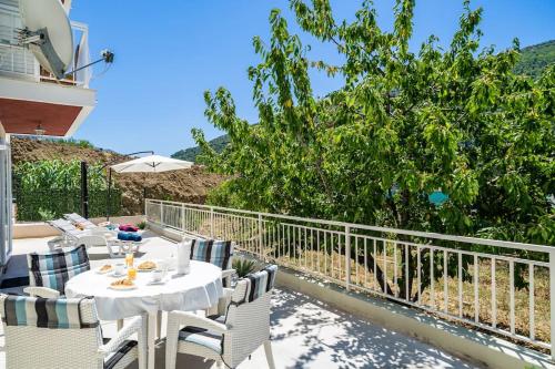 Fotografie z fotogalerie ubytování Silver Deluxe, Sea View Apt.2+1, Private Parking v destinaci Prijevor