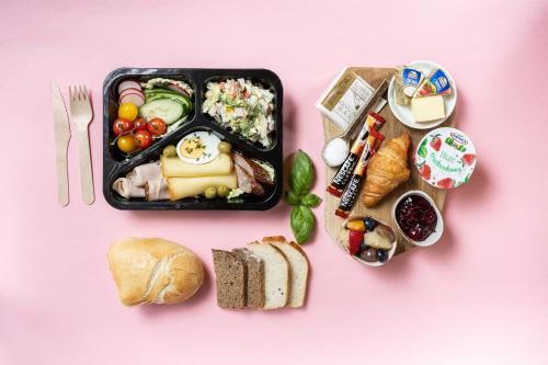 Jídlo v apartmánu nebo okolí