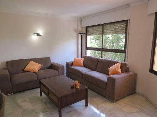 Marbella Center 6-8 Persons-beach at 100m -Parking