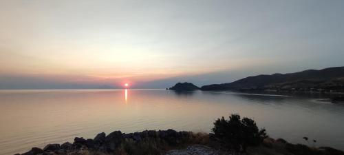 Gallery image of Theasis Limnos - 1st floor suite in Agios Ioannis Kaspaka