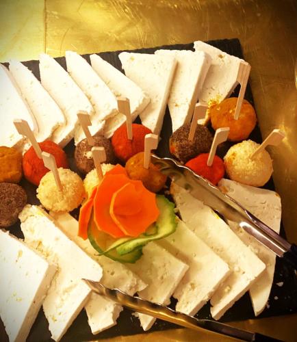 Mad på pensionatet eller i nærheden