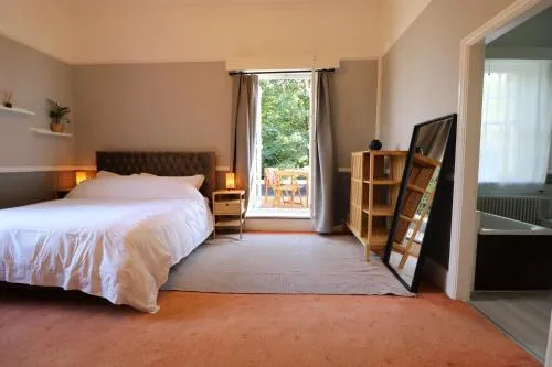 Mossley Hill Retreat photo 46