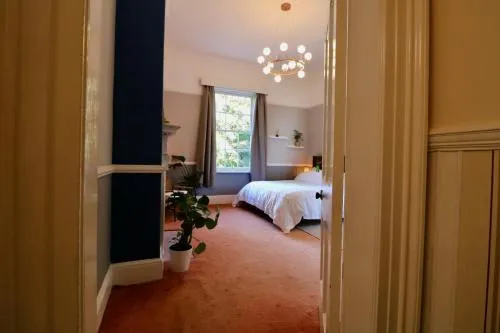 Mossley Hill Retreat photo 39