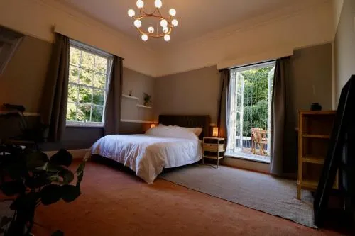 Mossley Hill Retreat photo 31