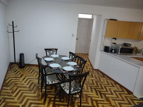 Η κουζίνα ή μικρή κουζίνα στο VIVE Apartments Cusco