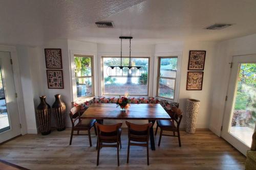 Φωτογραφία από το άλμπουμ του Golfers Paradise on Lake Tarpon with Jacuzzi ! σε Palm Harbor