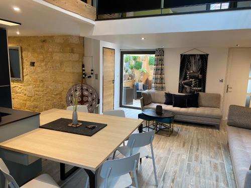 Appartement avec Terrasse & Parking Sarlat centre