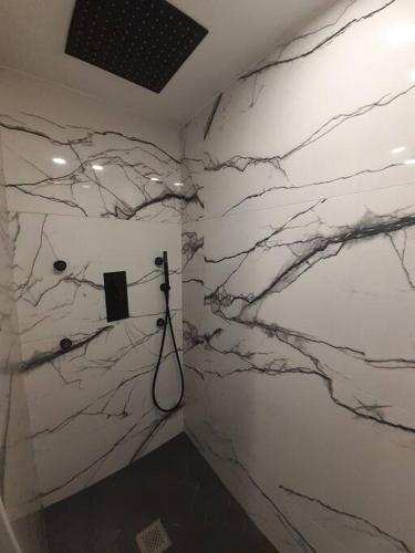 Photo de la galerie de l'établissement Appartement 2 chambres / 2 salles de bain - Versailles historique, à Versailles