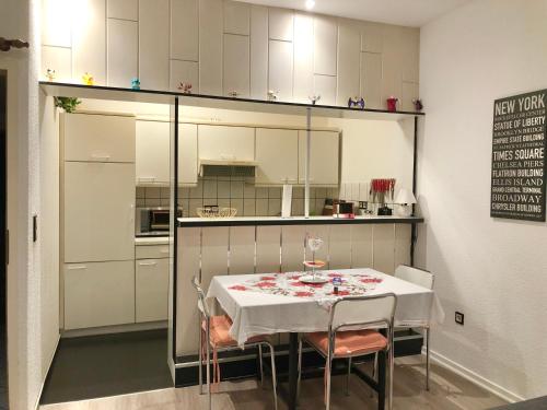 Zonă de luat masa în acest apartament