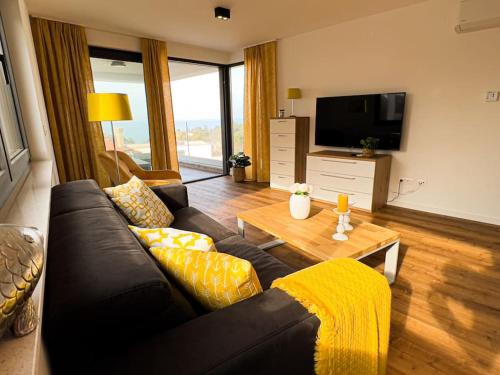 Villa Mirno More Apartments