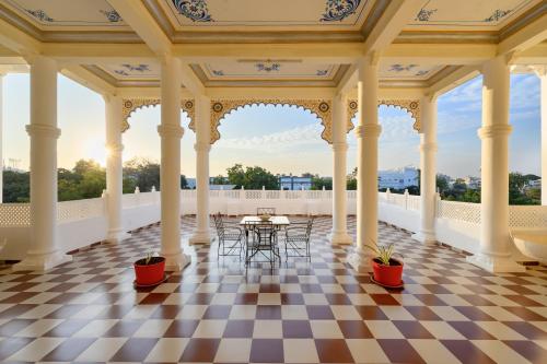 Balkoni atau teres di Dowlat Villas Palace-The Heritage
